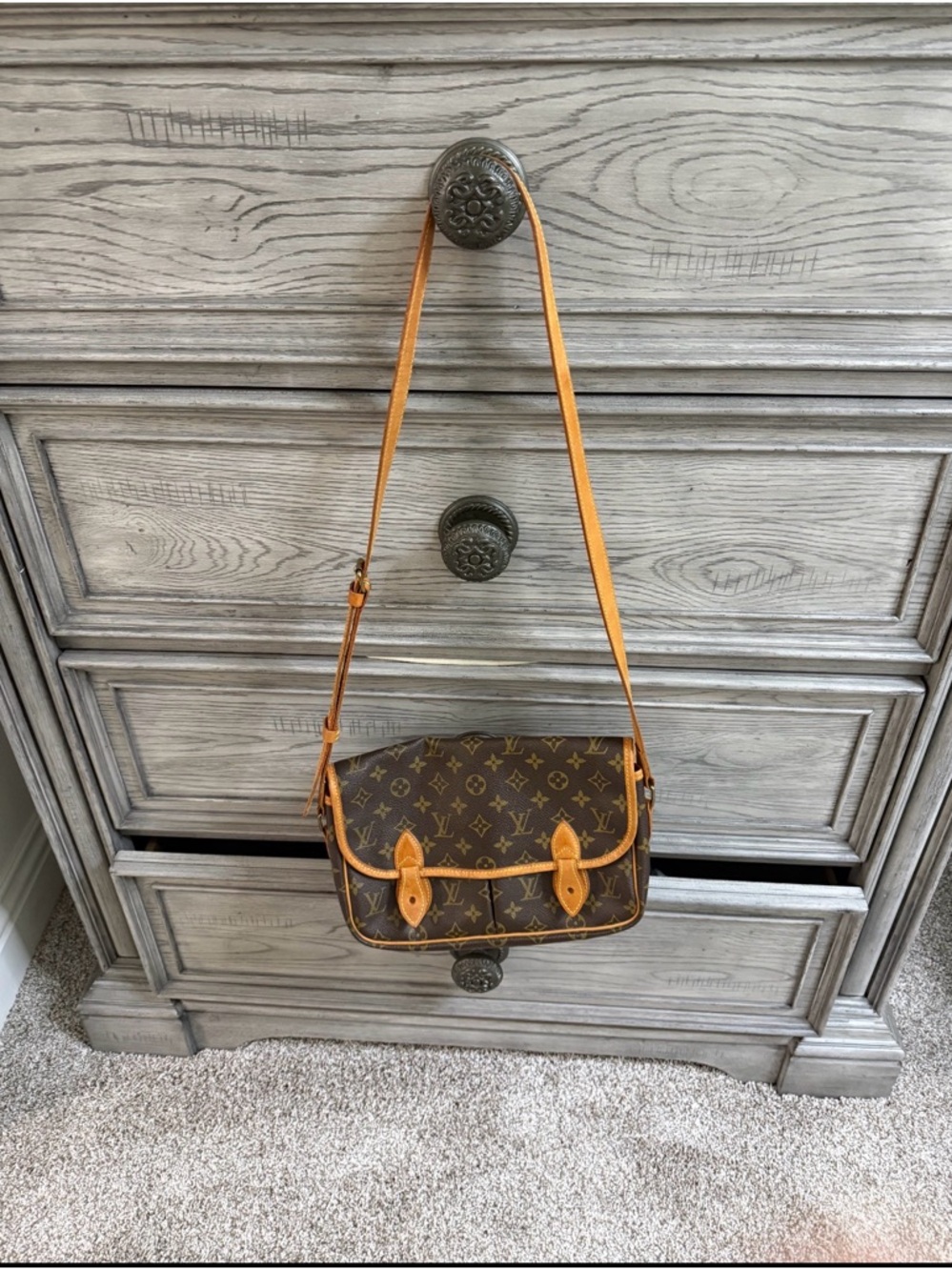 Louis Vuitton Gibecière PM 
Made in France in February 1991